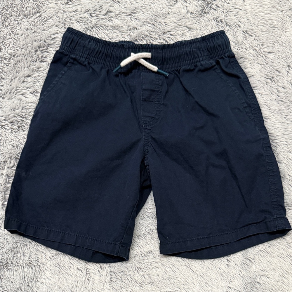 Cat & Jack size 6-7 navy pull on shorts.